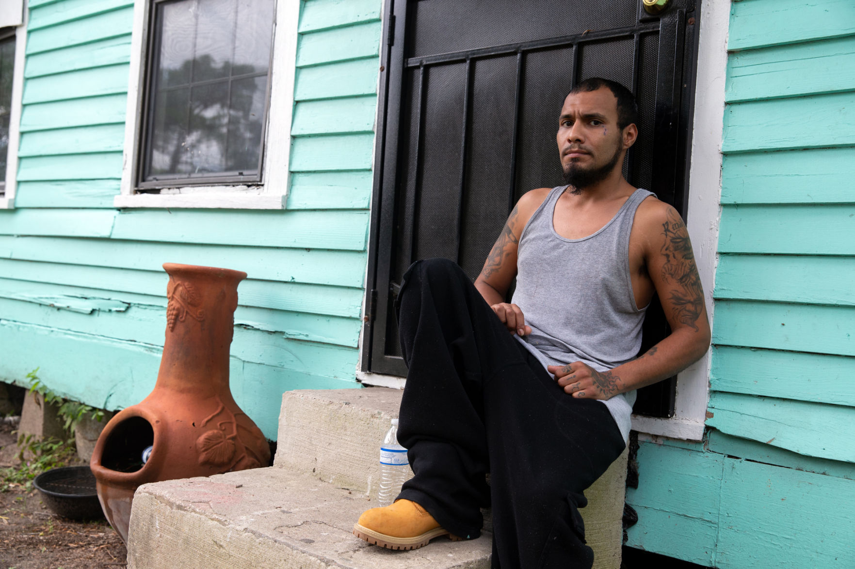 Vignettes -- Rogelio Flores
